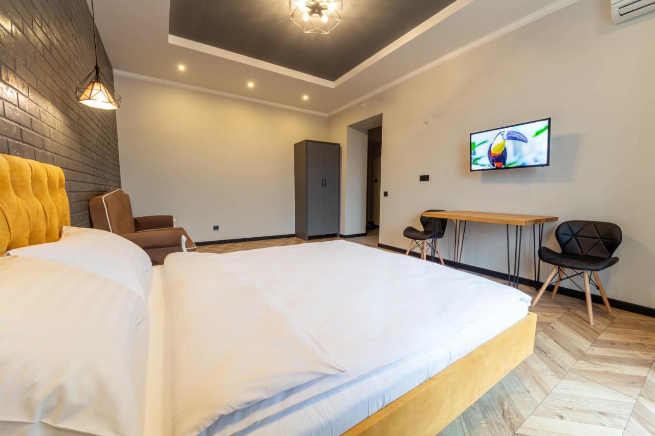 קייב Idea Design Apart-Hotel Prorizna מראה חיצוני תמונה