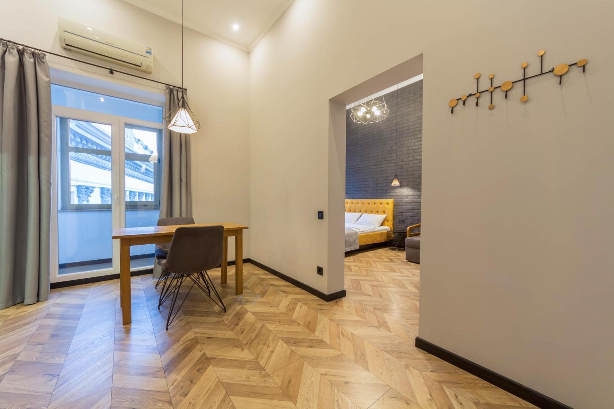 קייב Idea Design Apart-Hotel Prorizna מראה חיצוני תמונה