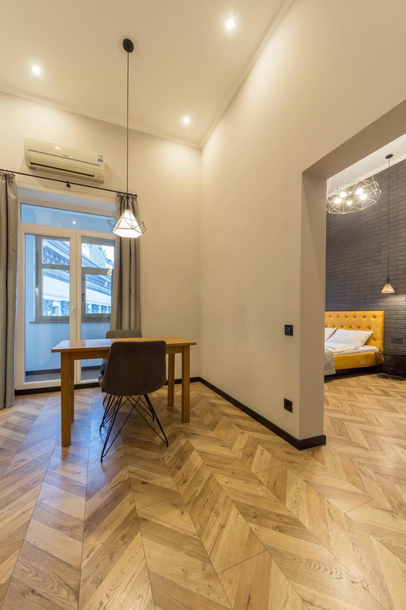 קייב Idea Design Apart-Hotel Prorizna מראה חיצוני תמונה